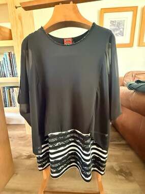 Simon Chang The Collection Black Sheer Overlay Striped Top Size M